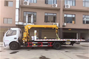 太平庄附近汽车轮胎更换