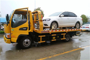 太平庄附近拖车救援24小时服务热线